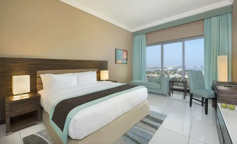Combine Omra Dubai