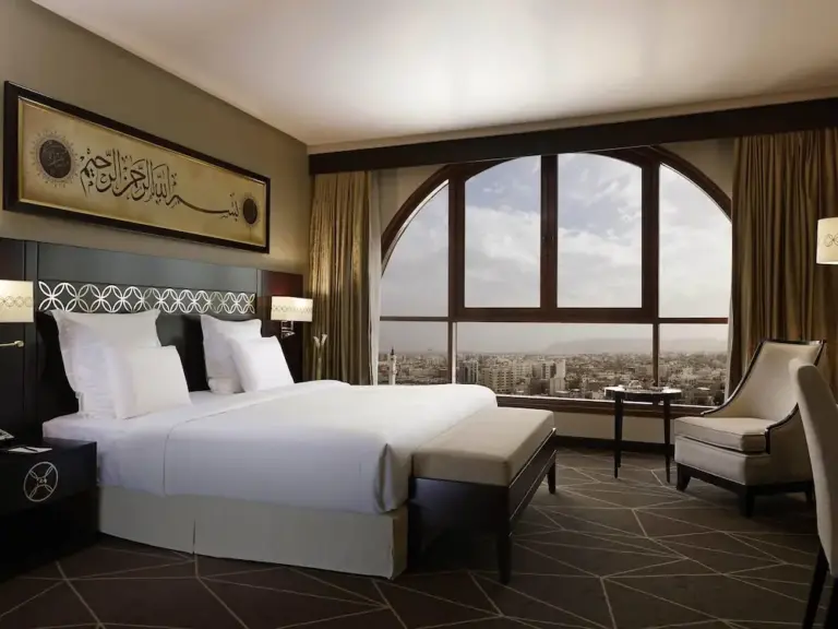 Combine Omra Dubai