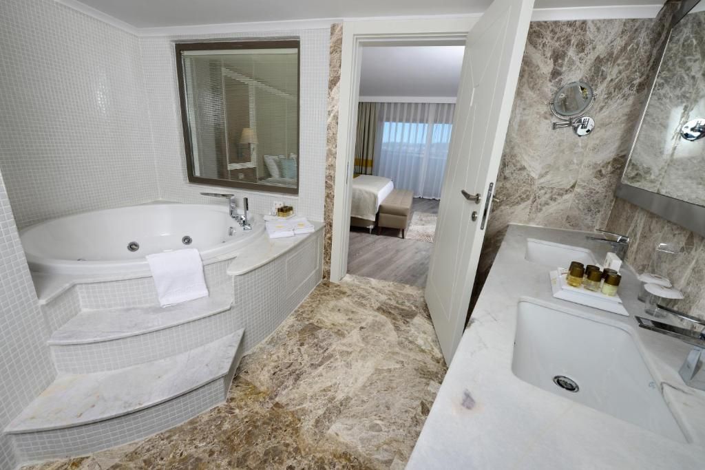 Wome Hotel Club Alanya 5*