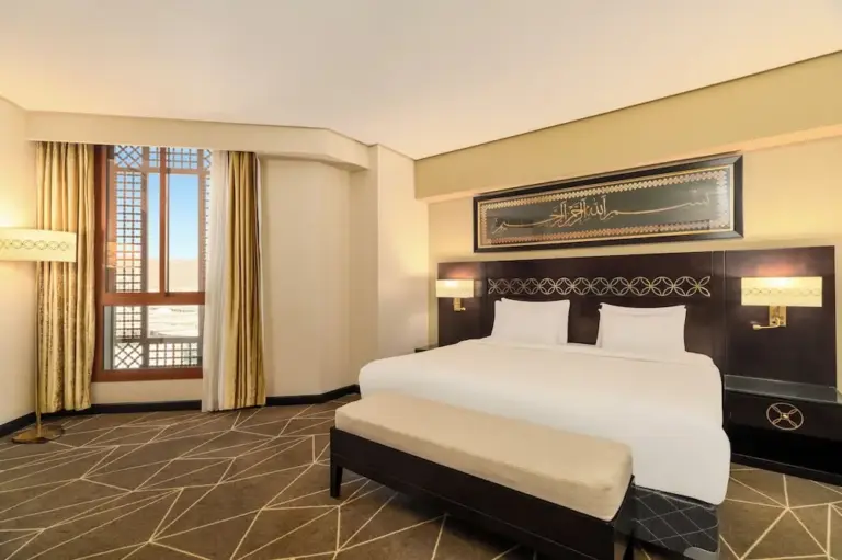 Combine Omra Dubai