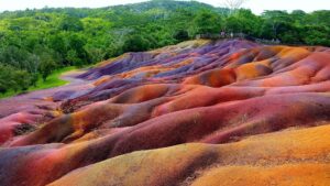 Explorer les terres intérieures